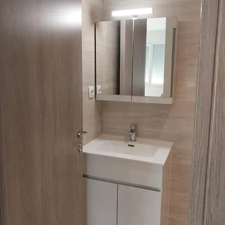 Anibo & Paparigopoulou Apartmán
