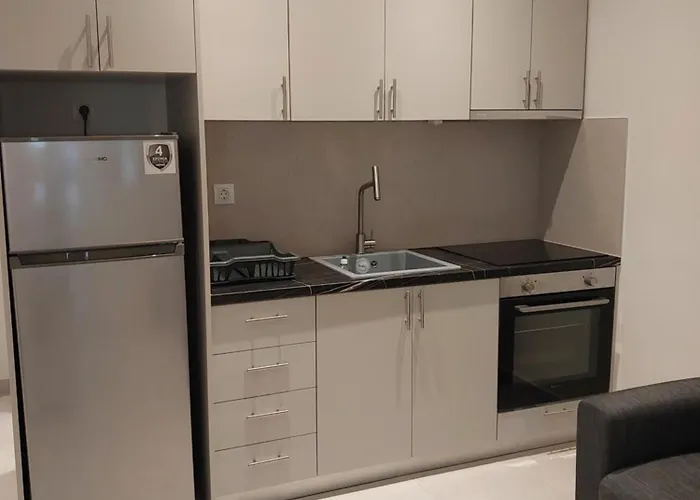 Anibo & Paparigopoulou